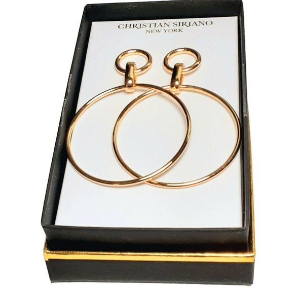 Christian Siriano Jewelry - NWT Christian Siriano Large Gold tone Door Knocker Frontal Hoop Earrings In Box